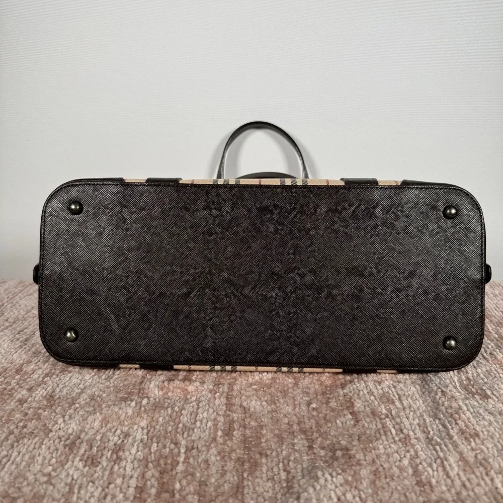 Burberry Vintage Nova Check Satchel